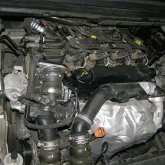 Lokalizacja zaworu EGR w Citroen C5 2.0 HDI - nieoczywiste miejsce w silniku