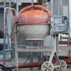 Jak zrobić półsuchy beton krok po kroku – uniknij błędów i zaoszczędź czas