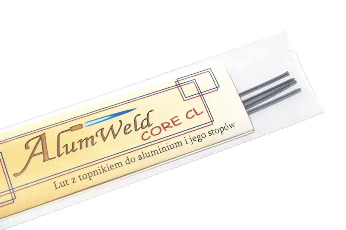 Trzy druty do lutowania aluminium z topnikiem, opakowane w folię. Produkt AlumWeld CORE CL.